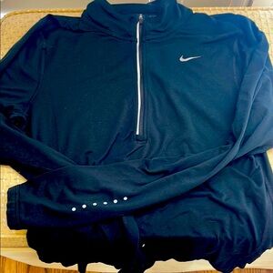 Nike Black Half-Zip Pullover size medium